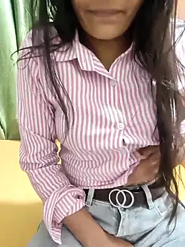 Snapshot of Shalu_G chatting on April 12, 2026, 8:08 am Shalu G online show from April 12, 2026, 8:08 am