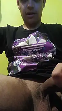 juanfritaa21 online show from April 2, 2026, 11:13 pm