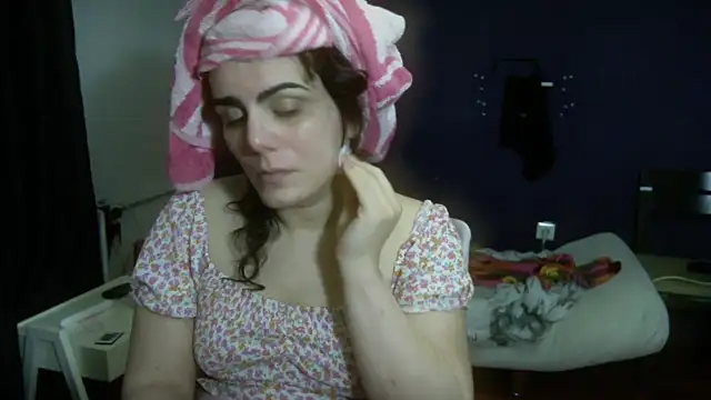 Snapshot of turkishTransEfsun chatting on October 1, 2025, 3:29 pm turkishTransEfsun online show from October 1, 2025, 3:29 pm