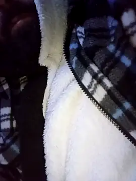 Snapshot of jr0625 chatting on December 17, 2025, 1:11 am jr0625 online show from December 17, 2025, 1:11 am