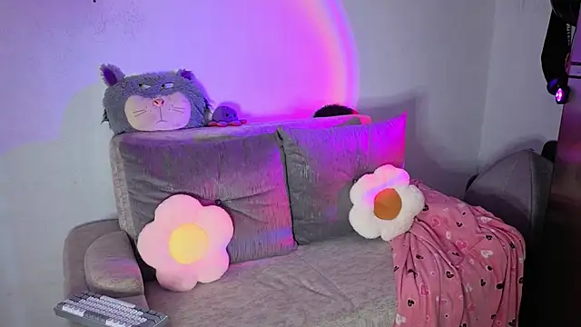 hanny  bunny online show from November 21, 2025, 1:26 am