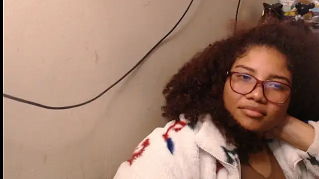 Snapshot of madelene chatting on March 8, 2026, 3:10 am madelene online show from March 8, 2026, 3:10 am