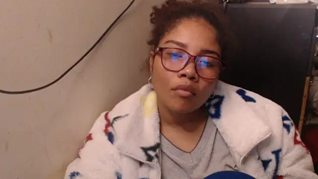 Snapshot of madelene chatting on March 9, 2026, 11:31 pm madelene online show from March 9, 2026, 11:31 pm