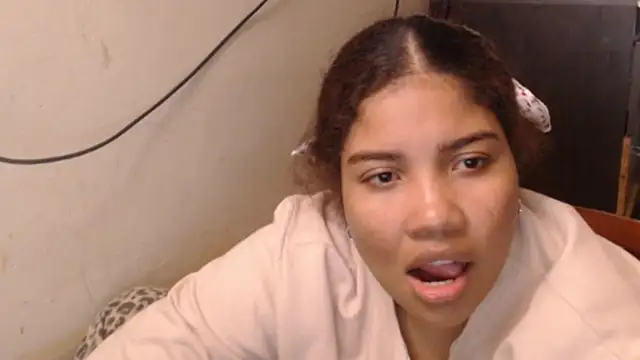 Snapshot of madelene chatting on March 10, 2026, 11:54 pm madelene online show from March 10, 2026, 11:54 pm