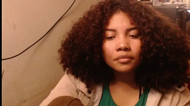 Snapshot of madelene chatting on March 19, 2026, 1:20 am madelene online show from March 19, 2026, 1:20 am