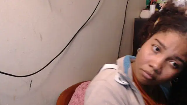 Snapshot of madelene chatting on April 5, 2026, 1:14 am madelene online show from April 5, 2026, 1:14 am