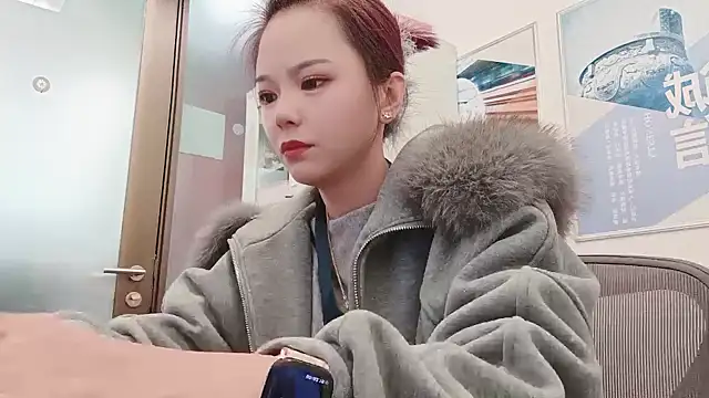 Snapshot of KKMM168 chatting on April 14, 2026, 3:34 am KKMM168 online show from April 14, 2026, 3:34 am