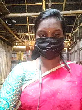 Snapshot of Tamildivya18 chatting on October 16, 2025, 4:35 am Tamildivya18 online show from October 16, 2025, 4:35 am