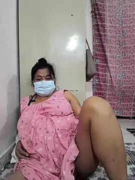 Snapshot of mature_mimi chatting on April 4, 2026, 6:49 pm mature mimi online show from April 4, 2026, 6:49 pm
