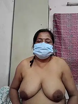 Snapshot of mature_mimi chatting on April 18, 2026, 6:23 pm mature mimi online show from April 18, 2026, 6:23 pm