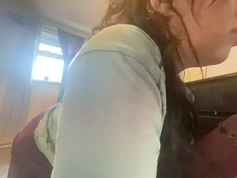 Snapshot of Curvysapphire chatting on March 15, 2026, 6:52 am Curvysapphire online show from March 15, 2026, 6:52 am