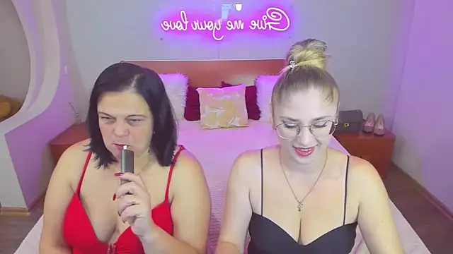 Your Exstasy online show from October 20, 2025, 8:04 am