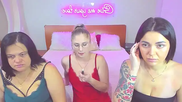 Your Exstasy online show from October 22, 2025, 10:59 am