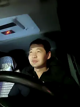 huanhuanaaaaa online show from January 18, 2026, 1:15 pm