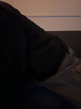 Snapshot of koooouhekko chatting on February 9, 2026, 12:53 pm koooouhekko online show from February 9, 2026, 12:53 pm