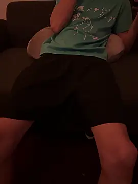 Snapshot of koooouhekko chatting on March 18, 2026, 12:19 pm koooouhekko online show from March 18, 2026, 12:19 pm