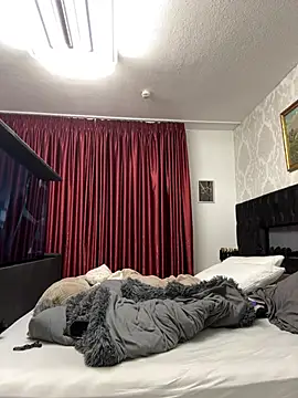 Emilia Mausi online show from February 3, 2026, 7:19 pm