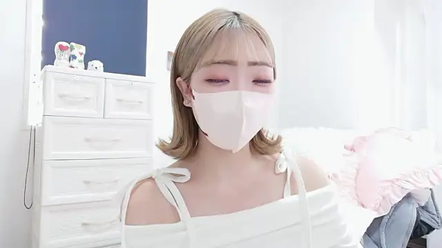 Rina 72 online show from June 10, 2026, 5:39 am