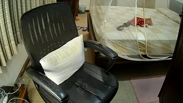 Snapshot of sissypamsissy chatting on June 24, 2026, 3:55 pm sissypamsissy online show from June 24, 2026, 3:55 pm
