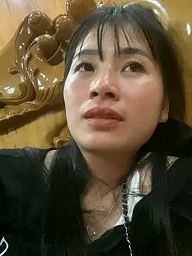 One-nice online show from November 9, 2025, 3:54 pm