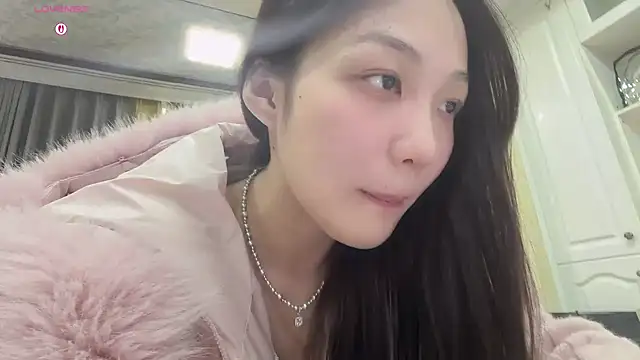 Yaya--728 online show from January 18, 2026, 3:32 am