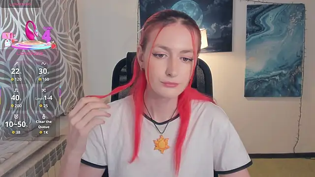 Snapshot of EasterBlink chatting on September 14, 2025, 9:41 am EasterBlink online show from September 14, 2025, 9:41 am