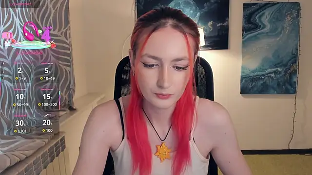 Snapshot of EasterBlink chatting on September 19, 2025, 10:27 am EasterBlink online show from September 19, 2025, 10:27 am