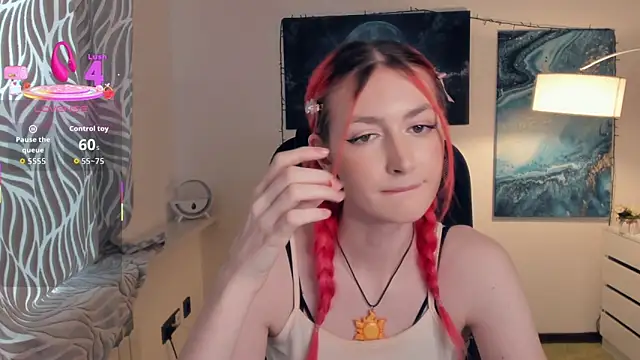 Snapshot of EasterBlink chatting on September 24, 2025, 11:35 am EasterBlink online show from September 24, 2025, 11:35 am