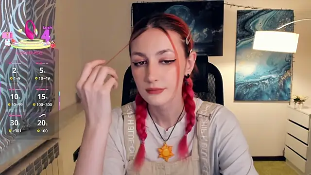 Snapshot of EasterBlink chatting on October 5, 2025, 12:03 pm EasterBlink online show from October 5, 2025, 12:03 pm