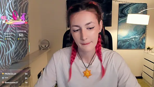 Snapshot of EasterBlink chatting on October 8, 2025, 8:56 am EasterBlink online show from October 8, 2025, 8:56 am