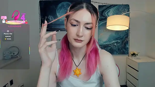 Snapshot of EasterBlink chatting on October 29, 2025, 11:12 am EasterBlink online show from October 29, 2025, 11:12 am