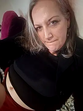 Feelineducentre online show from February 6, 2026, 5:16 pm