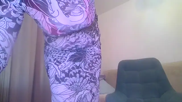 Snapshot of Sweetmurrr chatting on May 7, 2026, 2:11 pm Sweetmurrr online show from May 7, 2026, 2:11 pm