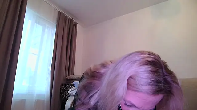 Snapshot of Sweetmurrr chatting on May 17, 2026, 2:09 am Sweetmurrr online show from May 17, 2026, 2:09 am