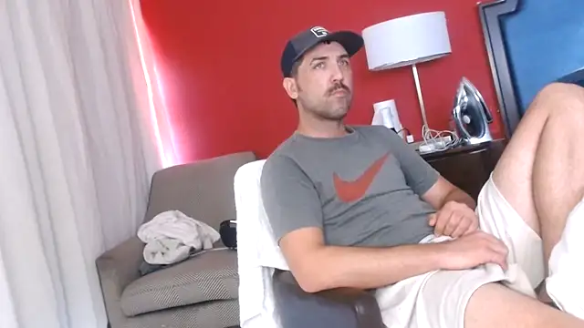 Snapshot of TypicalDepot5 chatting on September 11, 2025, 4:29 pm TypicalDepot5 online show from September 11, 2025, 4:29 pm