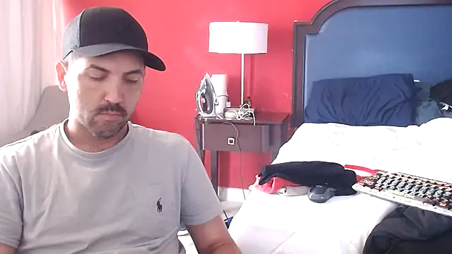 Snapshot of TypicalDepot5 chatting on September 12, 2025, 5:24 pm TypicalDepot5 online show from September 12, 2025, 5:24 pm