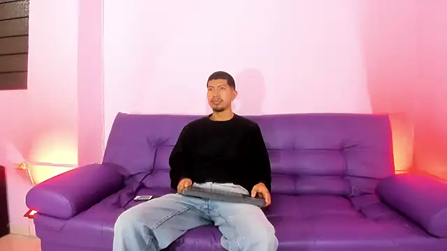 Snapshot of AxelAndJeremy chatting on September 22, 2025, 4:14 am AxelAndJeremy online show from September 22, 2025, 4:14 am