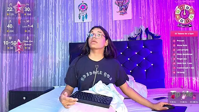 Hailey johnsonn online show from September 30, 2025, 10:31 am