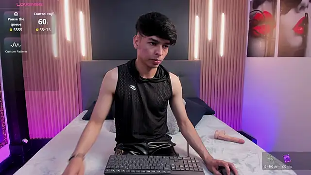 OnlyJos online show from November 29, 2025, 8:23 pm