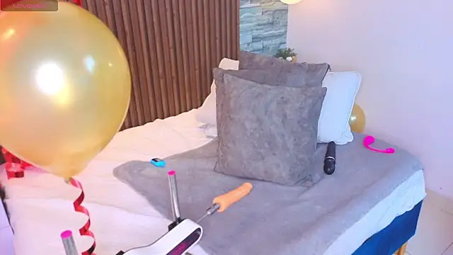 Miagomezx online show from February 15, 2026, 2:58 pm