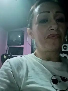 Snapshot of Dirtywhitebitch5150 chatting on November 29, 2025, 8:39 am Dirtywhitebitch5150 online show from November 29, 2025, 8:39 am