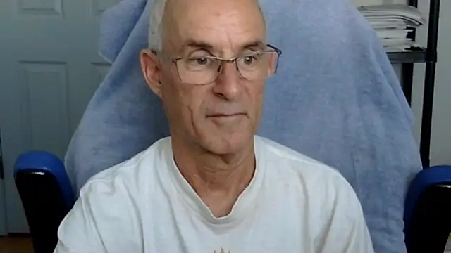 funone1999 online show from October 24, 2025, 9:22 pm