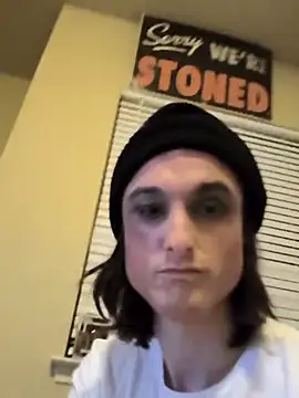 Eye77798 online show from November 28, 2025, 2:58 am