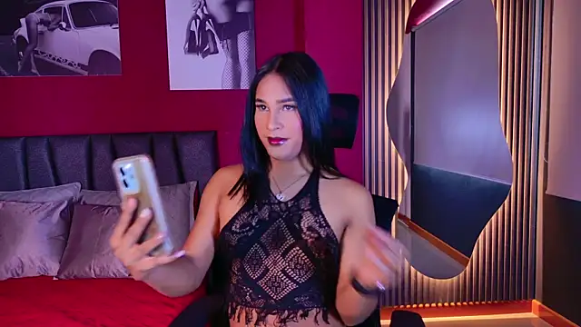 isabellaho1317 online show from November 15, 2025, 2:46 pm