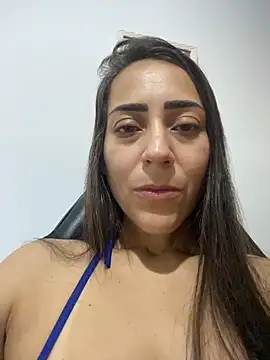 lucioliveira online show from March 7, 2026, 2:14 pm