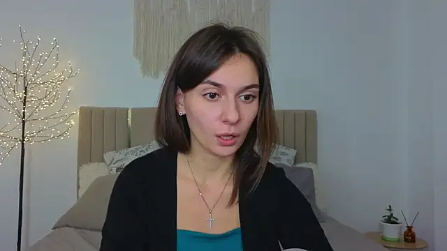 Snapshot of Little_mia__ chatting on December 2, 2025, 10:38 pm Little mia online show from December 2, 2025, 10:38 pm