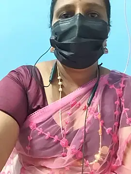 Snapshot of Tamil_Sweety chatting on July 14, 2026, 8:03 pm Tamil Sweety online show from July 14, 2026, 8:03 pm