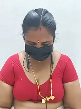 Snapshot of Tamil_Sweety chatting on August 7, 2026, 10:17 am Tamil Sweety online show from August 7, 2026, 10:17 am