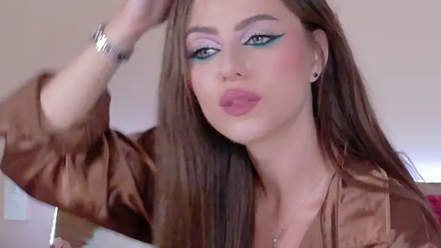 Sienna Voss online show from April 9, 2026, 8:58 pm