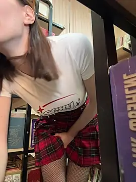 BallerinaCappuccino  online show from December 2, 2025, 8:41 am